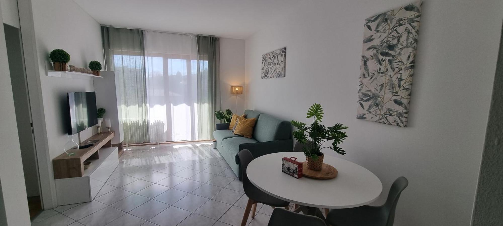 Apartamento Al Nido Della Stazione Lugano Habitación foto